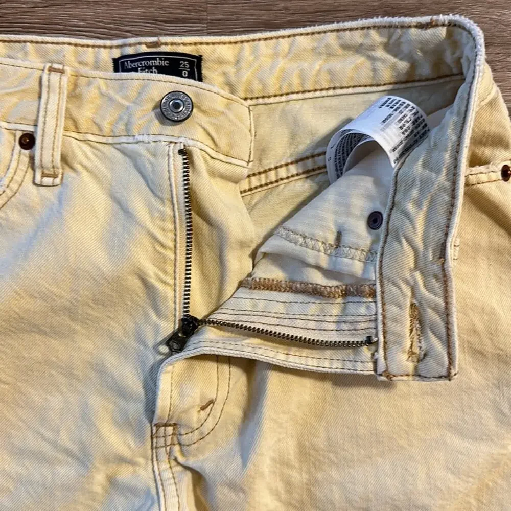 Abercrombie‎ Annie High Rise Denim Shorts Yellow Size 0 Raw Hem Cotton